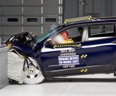 2016 Jeep Cherokee IIHS Frontal Impact Crash Test Picture